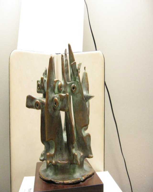 CORAUX D'URSA MAJOR STATUE